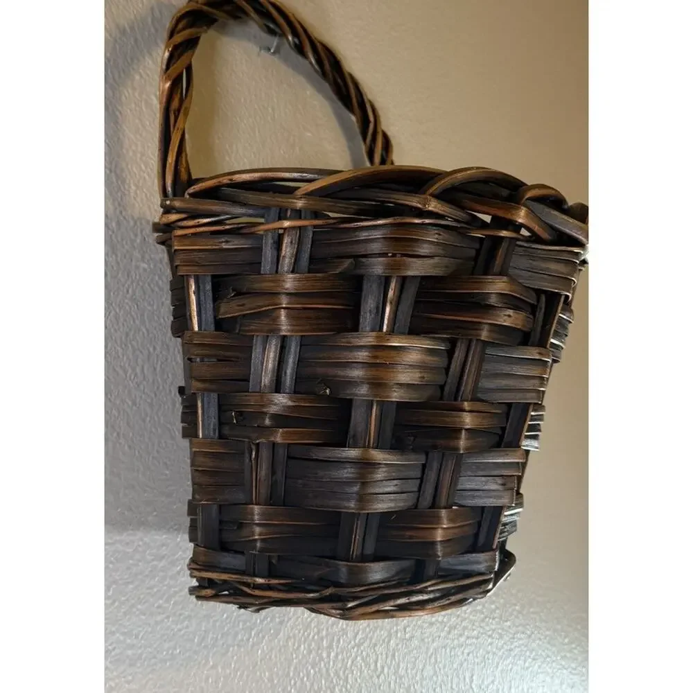 Vintage Basket Wall Hanging Dark Brown